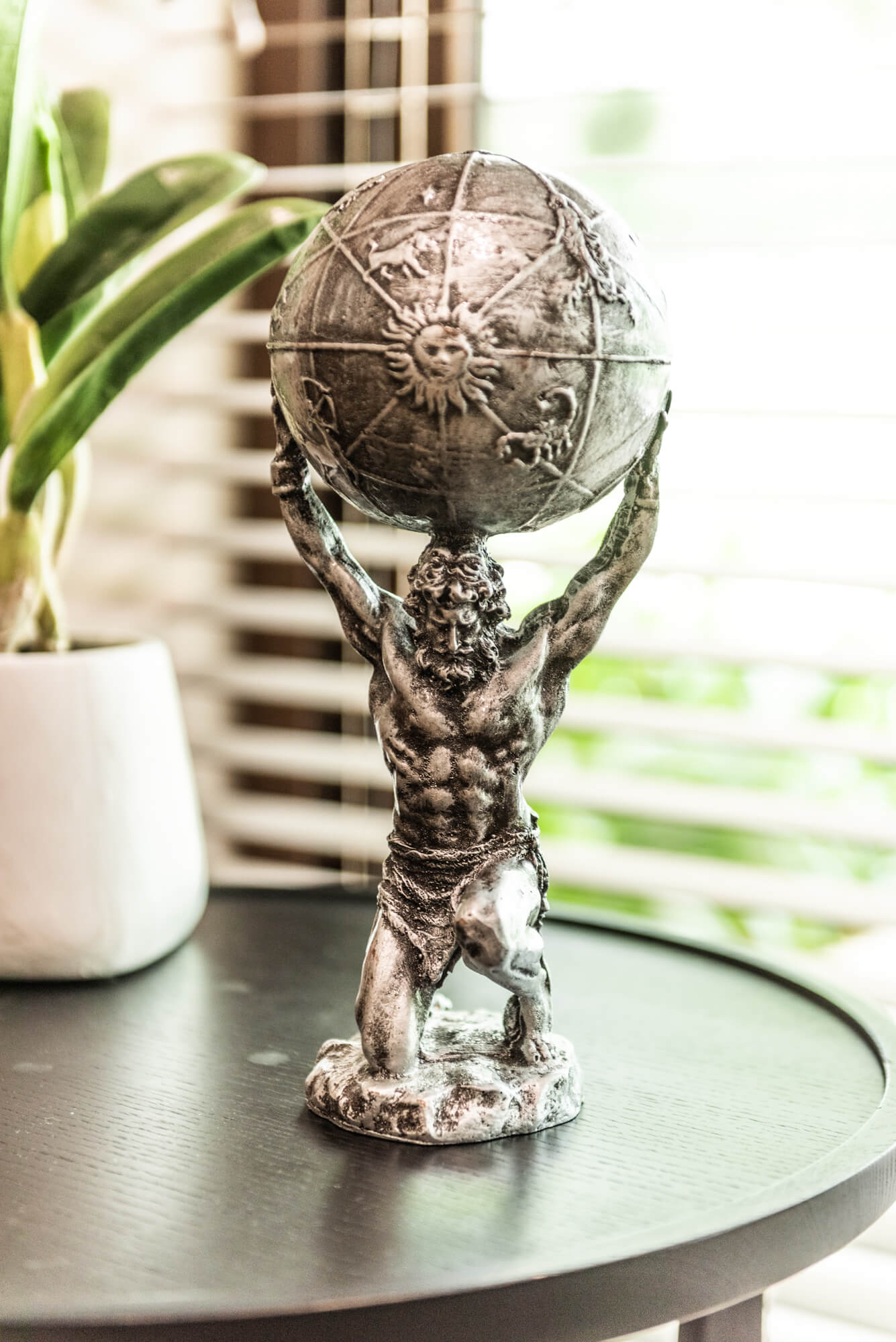 Atlas Gris